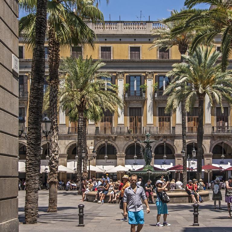 Habitat Apartments Rambla Deluxe Barcellona Esterno foto