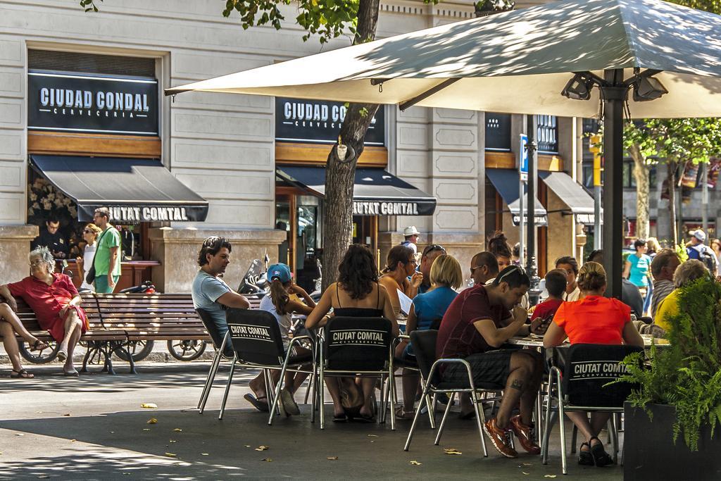 Habitat Apartments Rambla Deluxe Barcellona Esterno foto