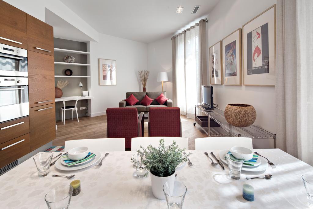Habitat Apartments Rambla Deluxe Barcellona Esterno foto