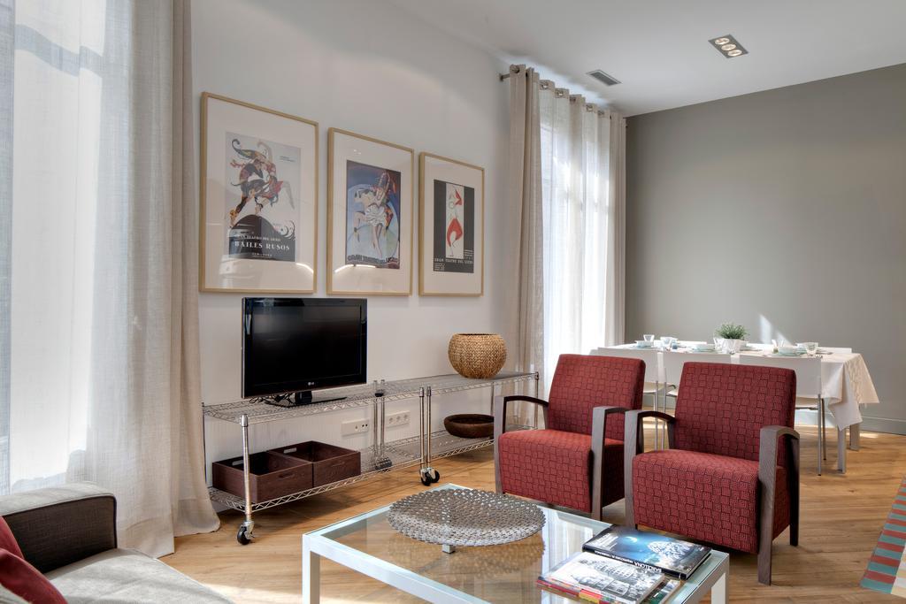 Habitat Apartments Rambla Deluxe Barcellona Esterno foto
